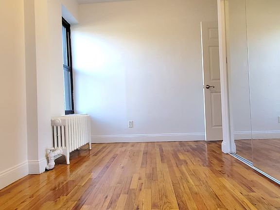 5th image of 1636 Lexington Ave #8F