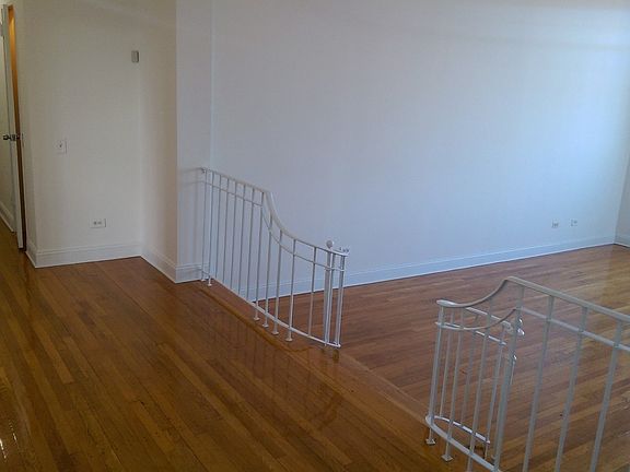 4th image of 150 Greenway Ter #5th