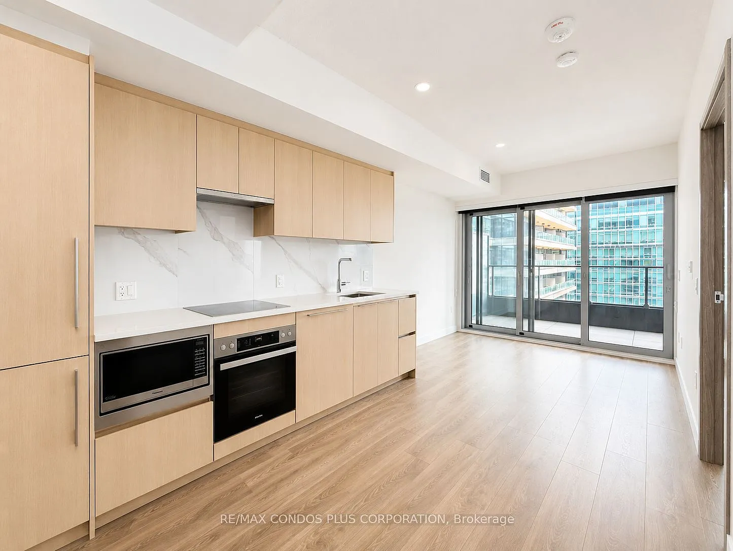 1 bed, $2,550 — Photo 2