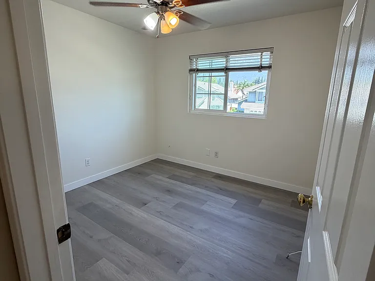 9843 Chesapeake Dr — Photo 11