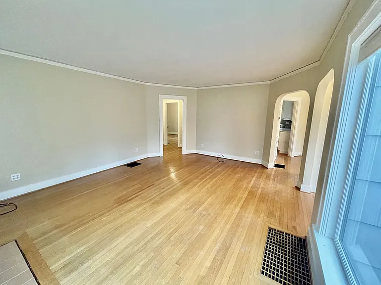 6976 NE Stanton St — Photo 11