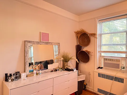 Rented by Joel Scharf, LREB | media 18