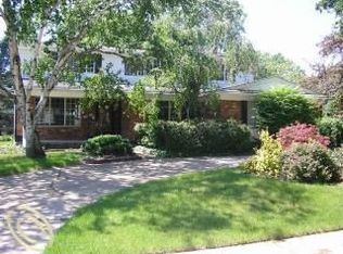 29569 Stellamar Dr, Southfield, MI