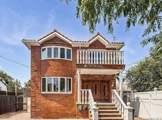 612 125th St, College Point, NY 11356