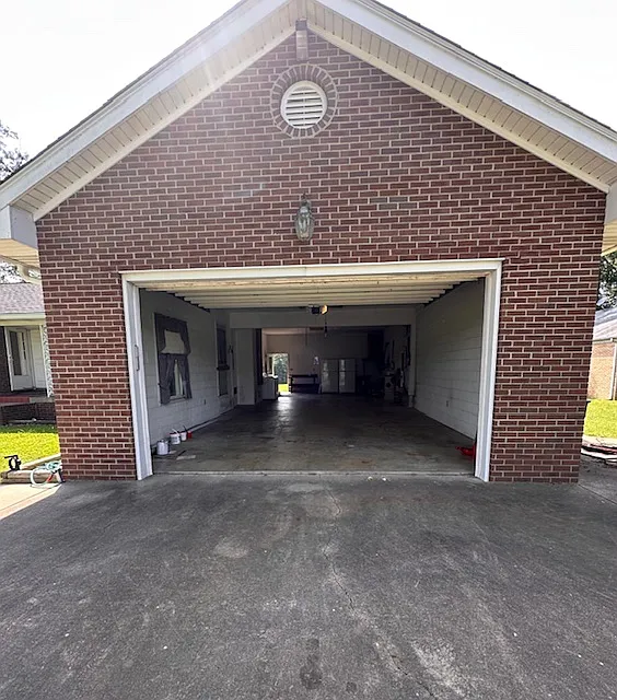3 bed, 1259 sqft, $2,495 — Photo 3