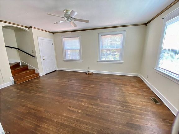 3rd image of 1609 Claremont Ave #A