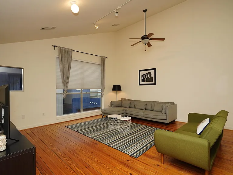 920 Memorial Dr SE #7 — Photo 23