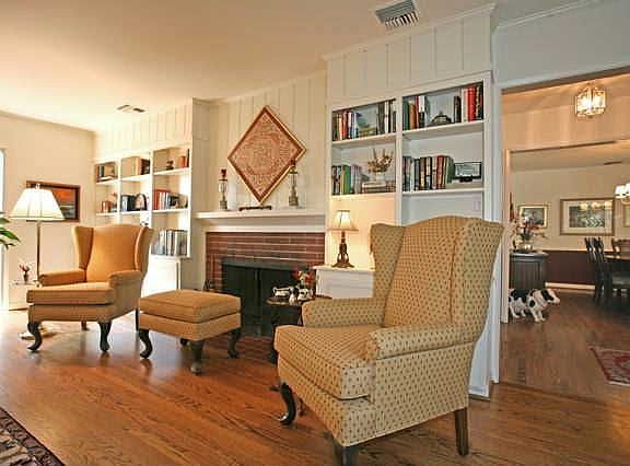 3rd image of 2028 Lombardy Dr