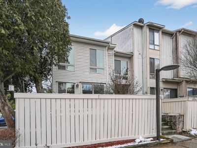 10200 Ridgeline Dr, Gaithersburg, MD, 20886