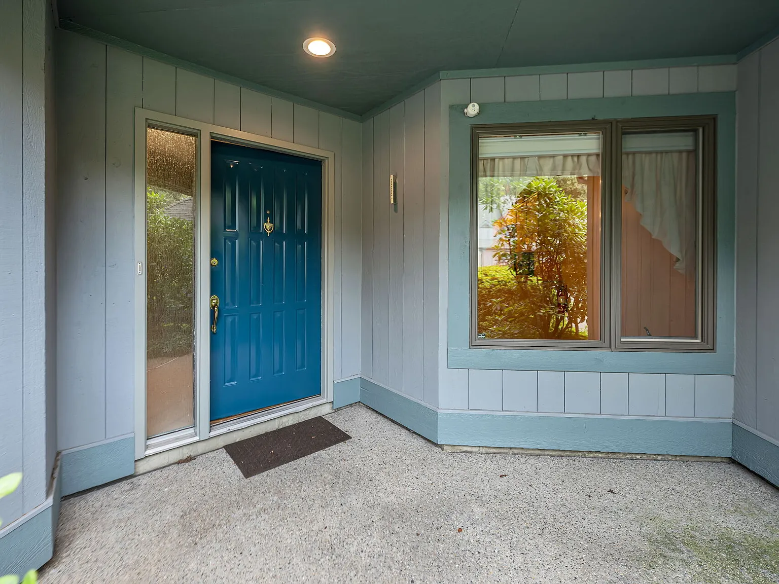 2 bed, 2.5 bath, 1720 sqft, $3,700 — Photo 3