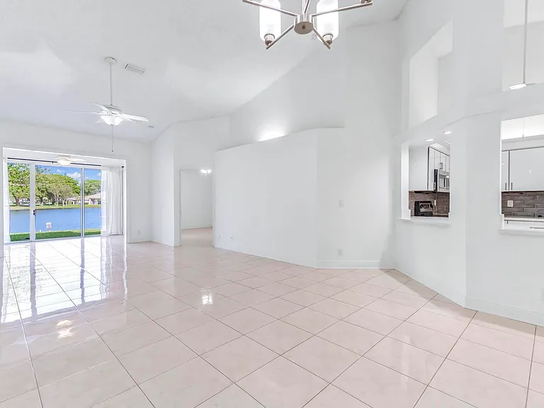 9130 Vineland Ct #C — Photo 9