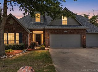 3912 S Yellowood Ave, Broken Arrow, OK 74011
