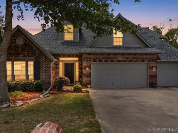 3912 S Yellowood Ave, Broken Arrow, OK 74011