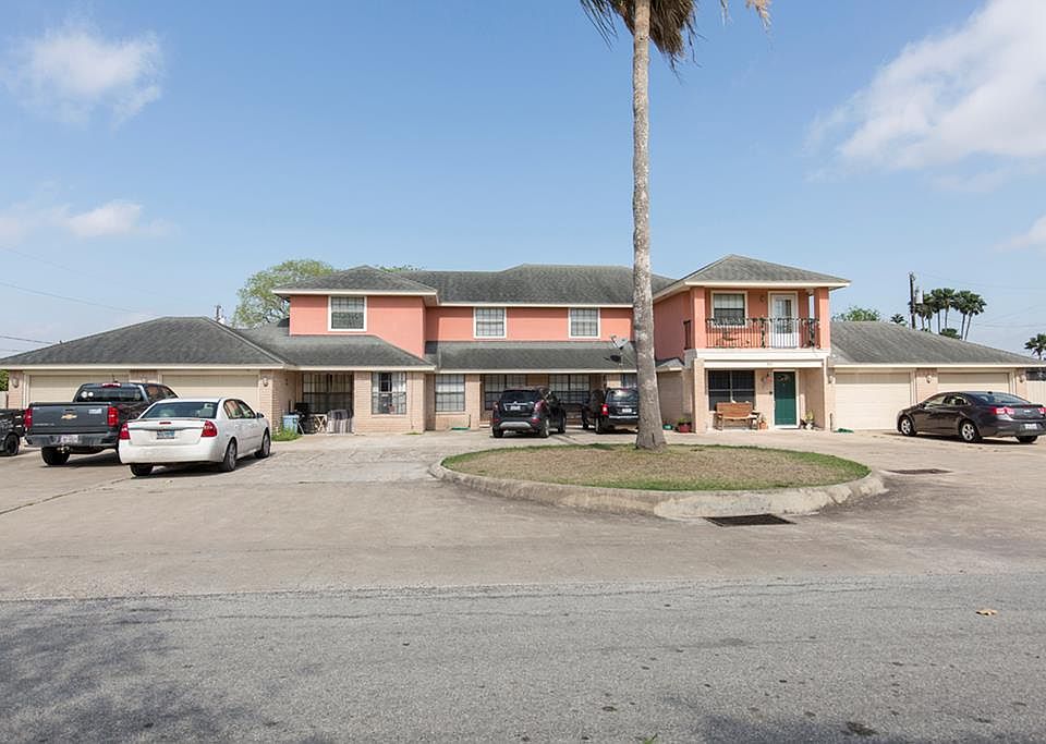1st image of 301 Fernandez St