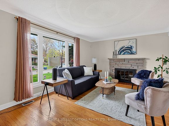 5th image of 874 Riddell Ave N