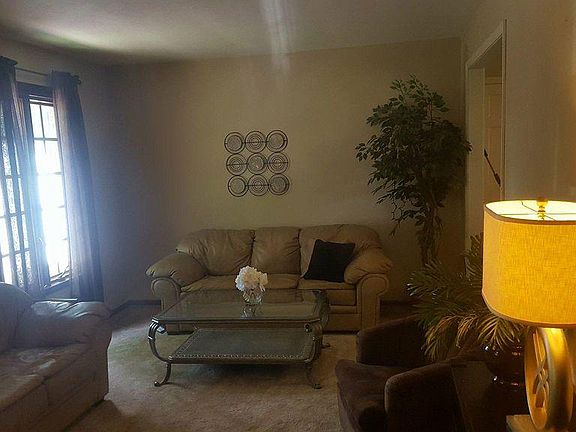 4th image of 8021 Trendwood Dr