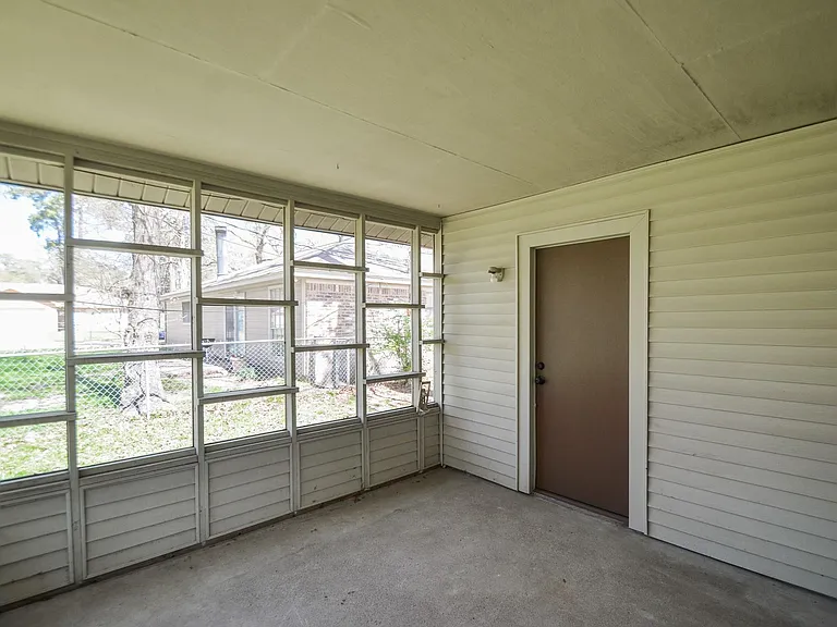 123 Cypress Ln — Photo 26