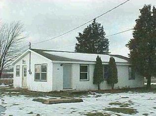 587 N Bossett Rd, Ravenna, MI 49451