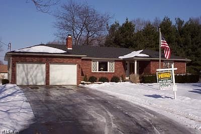 1st image of 300 Kingwood Dr