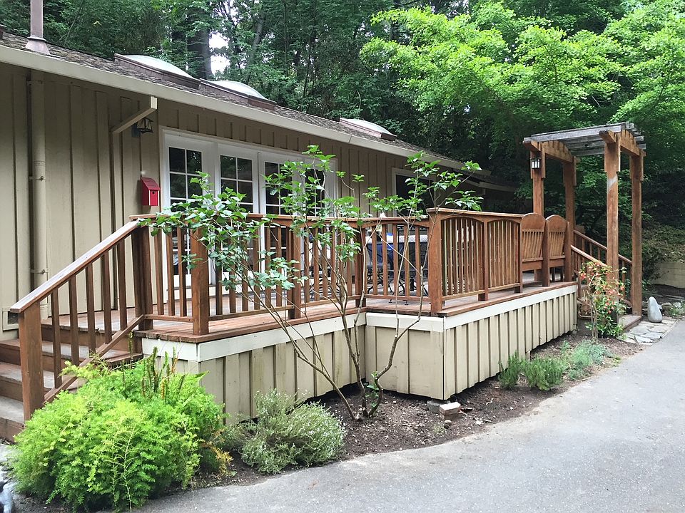 Front deck