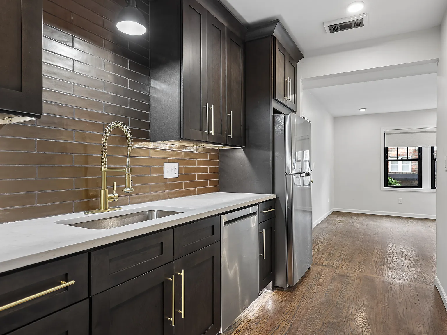 5 Del Lin Dr — Photo 3