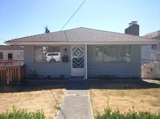 4118 32nd Ave SW, Seattle, WA 98126
