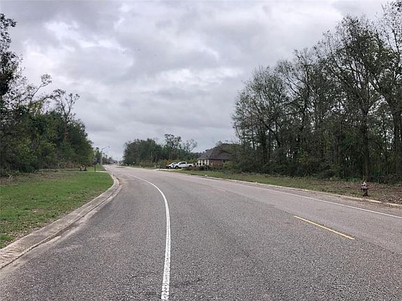 5th image of 817 Dandelion Dr