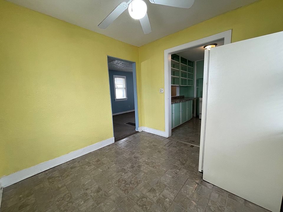 1st image of 320 Bellefontaine St