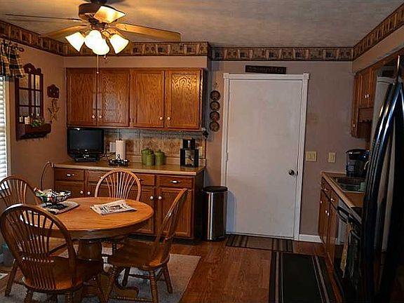 5th image of 4790 Brannan Dr E