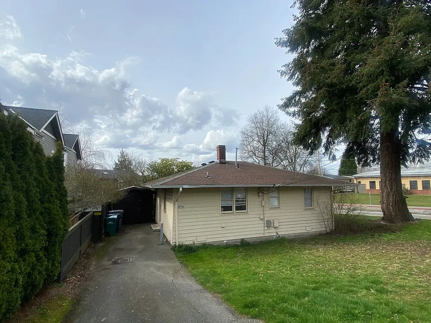 Charming 2-Bedroom Houghton Bungalow — Photo 2