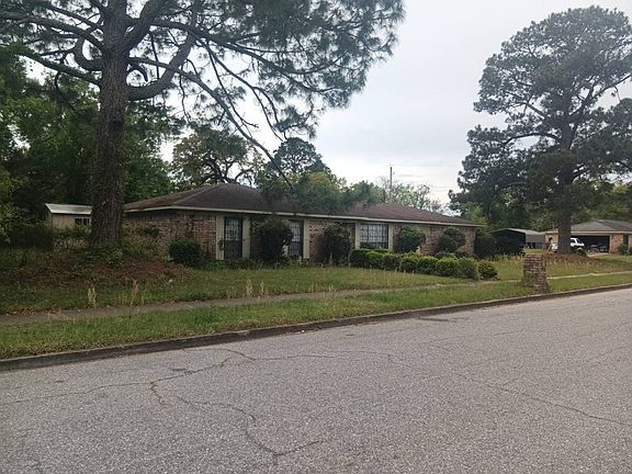 3rd image of 757 Savannah St
