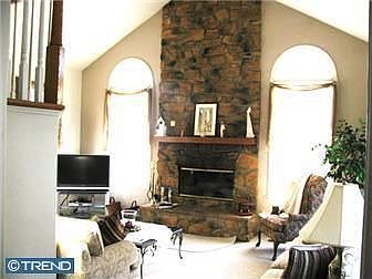 4th image of 1423 Carolina Pl