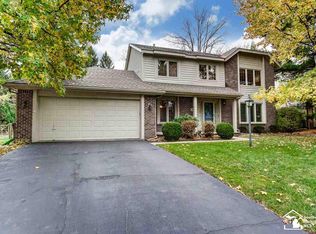 3897 Meadowview St, Lambertville, MI 48144