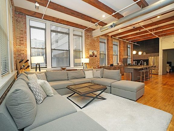 3rd image of 26 E 6th St Unit 301