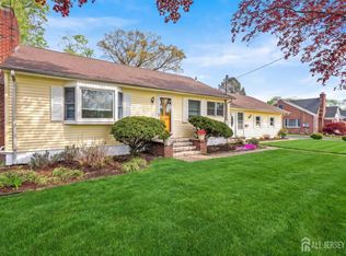 10 Sunset Blvd, East Brunswick, NJ 08816