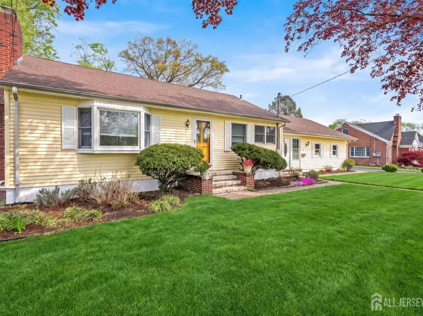 10 Sunset Blvd, East Brunswick, NJ 08816