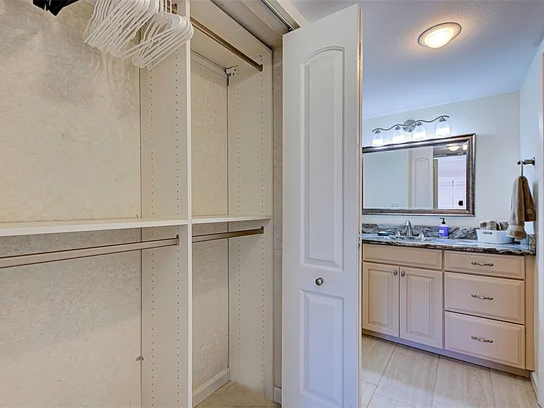1740 Landings Blvd #39 — Photo 36