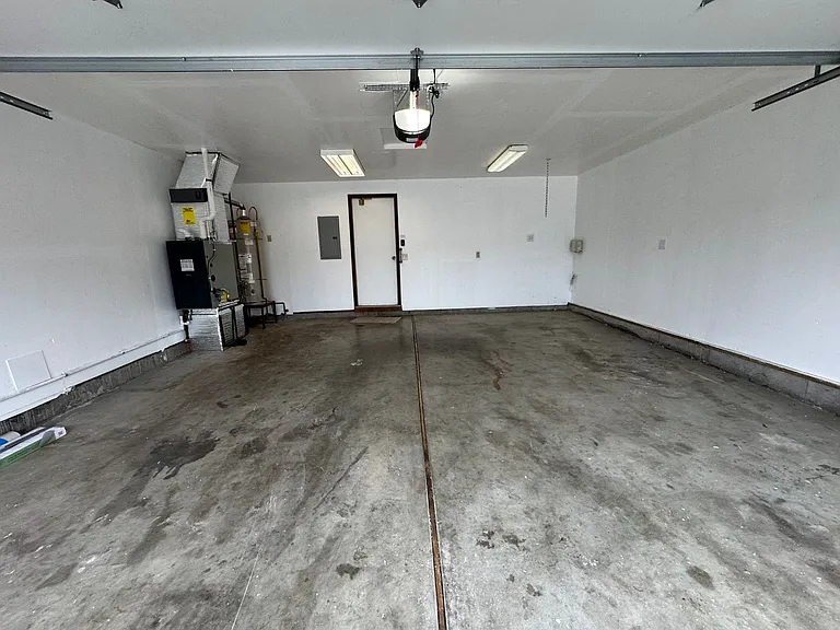 2181 SW 213th Pl — Photo 11
