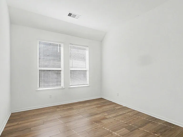 9407 Sea Star Ln — Photo 8