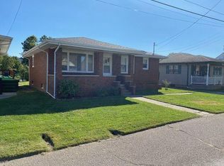 1010 McConnell Dr, Moundsville, WV
