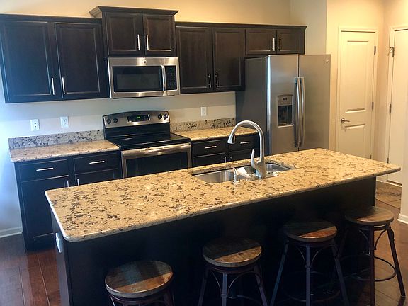 Granite Counters/Wood Floors