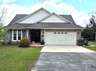 1413 Martin Ln, Atmore, AL 36502