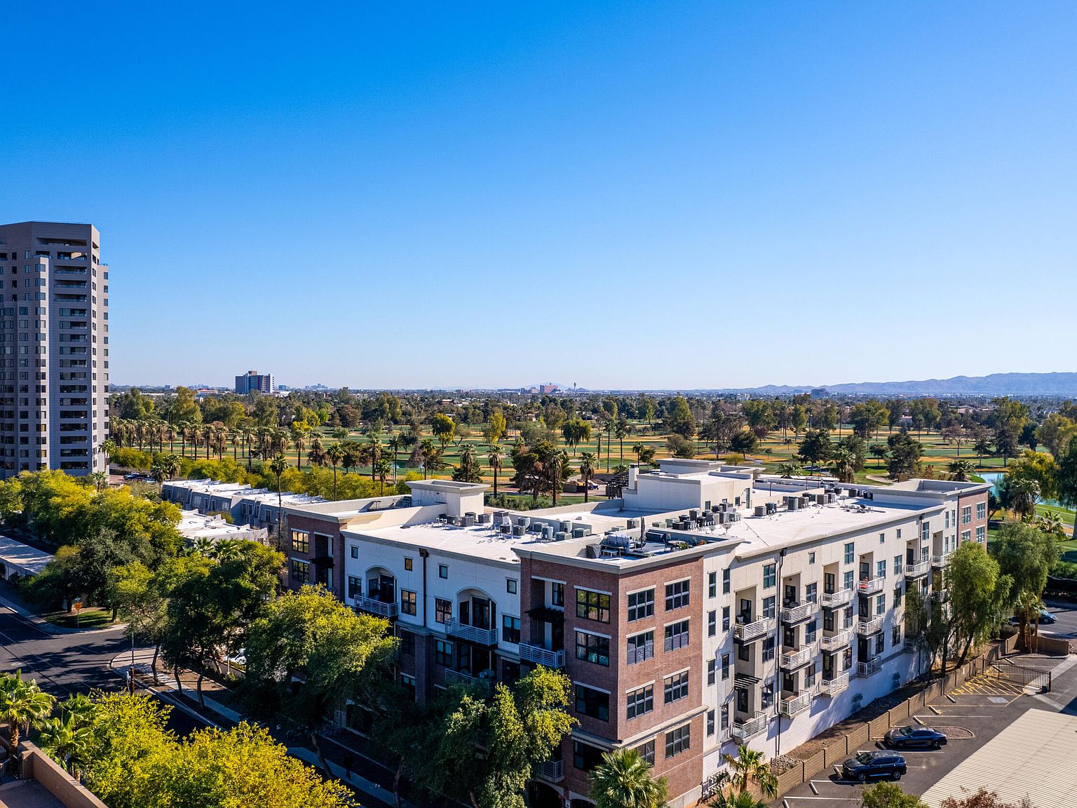 914 E Osborn Rd UNIT 202