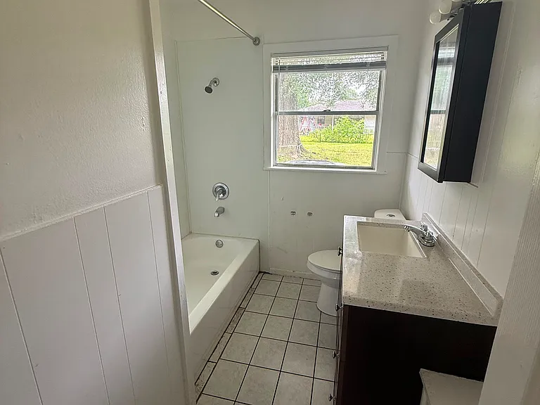 5720 Shivers Dr — Photo 9