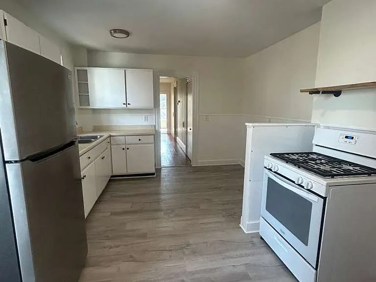 2-8 Main St — Photo 15