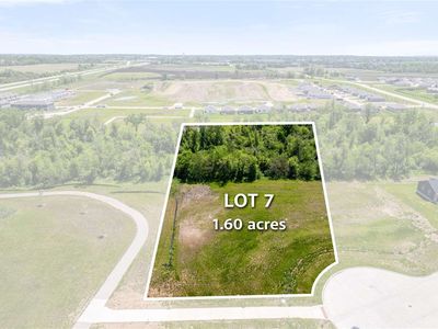 2909 Timber Creek Ct, Hiawatha, IA, 52233
