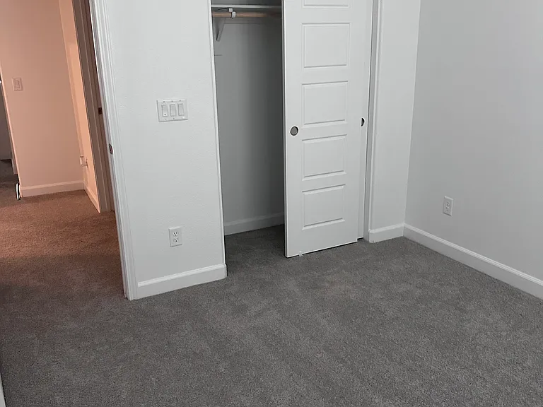 3435 Grecian Queen Ave — Photo 6