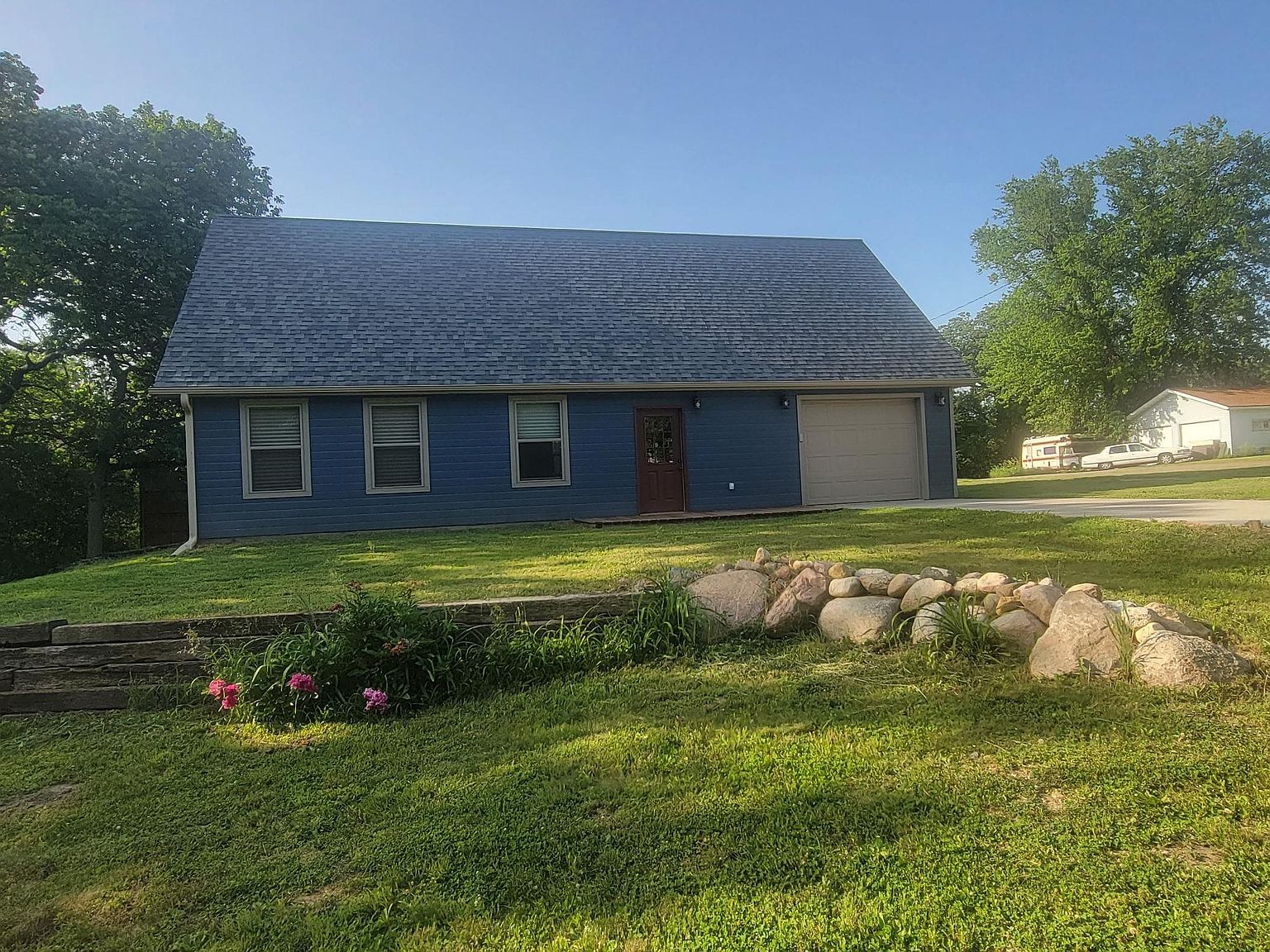 110 Grove St, Linn Grove, IA 51033 Zillow
