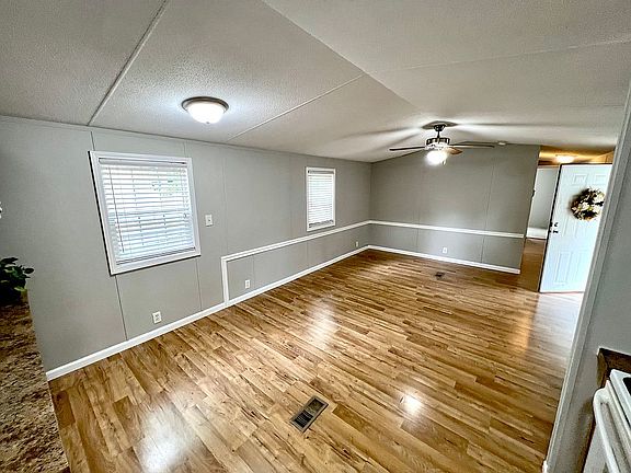 2nd image of 5704 Hazel Dr
