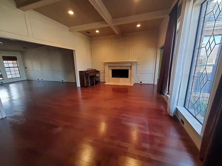 3300 Ashington Ln — Photo 2